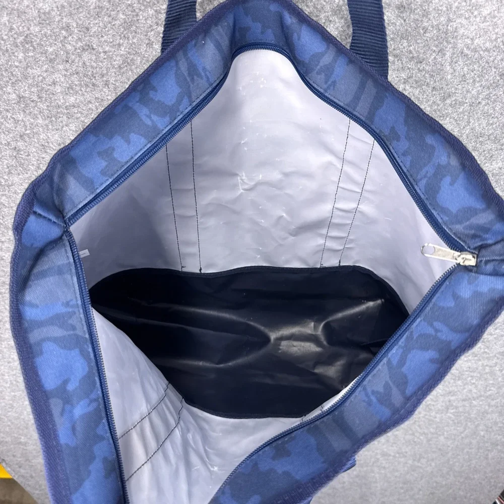 johnnie-O Blue Camo Canvas Zippered Tote Bag Navy Travel Beach Bag NWT